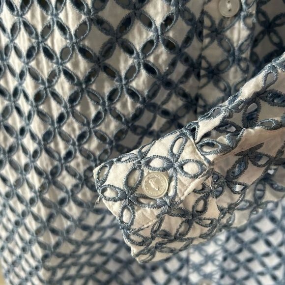 Samuel Dong Eyelet Cutout Button Down Long Sleeve Blouse, Blue White Sz Medium - Picture 9 of 16